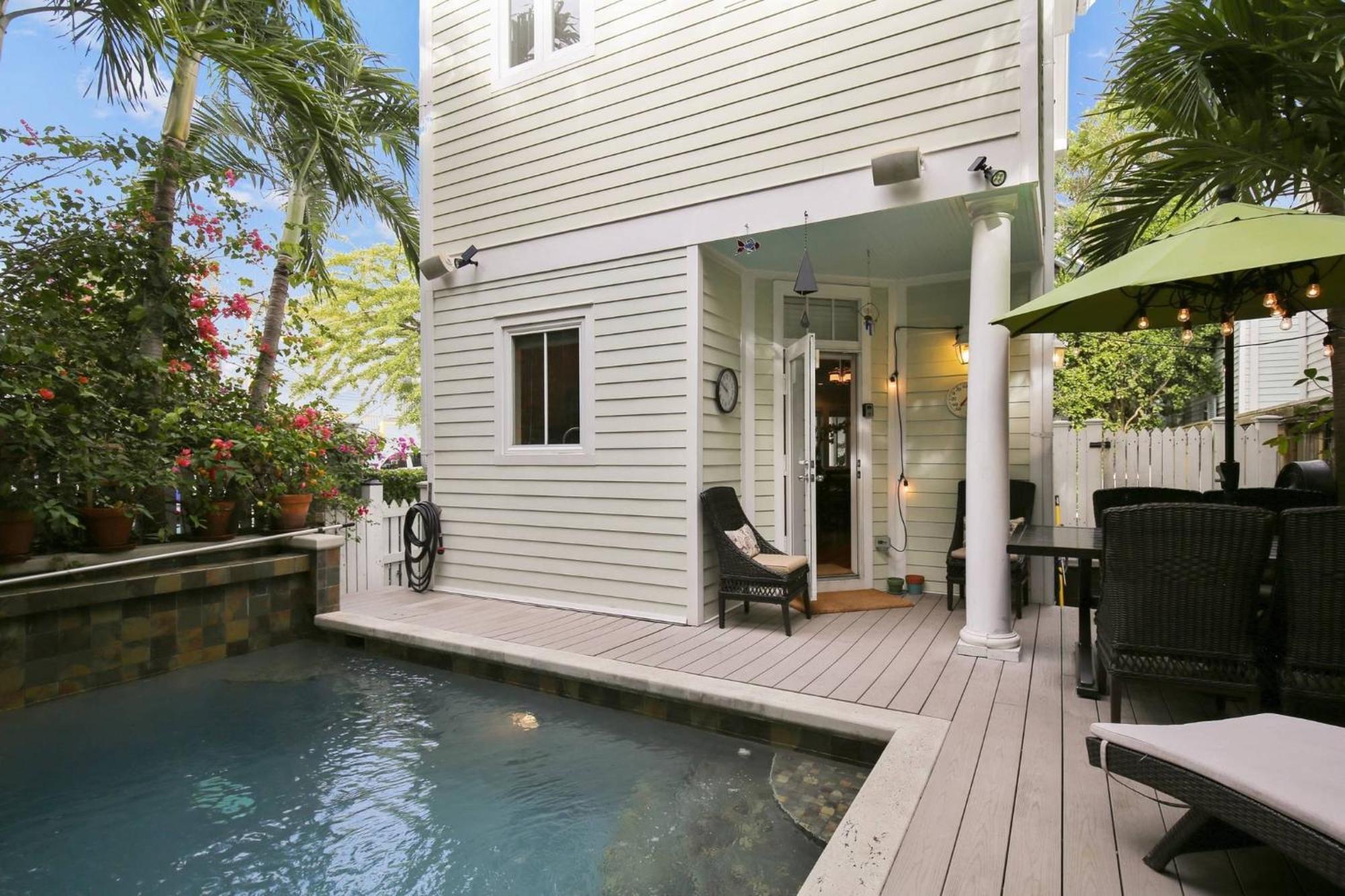 Ecco Domani By Avantstay Gorgeous W Pool Balcony In Great Location Month Long Only Casa de férias Key West